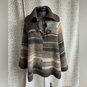 Sweater cape with neutral colors size small